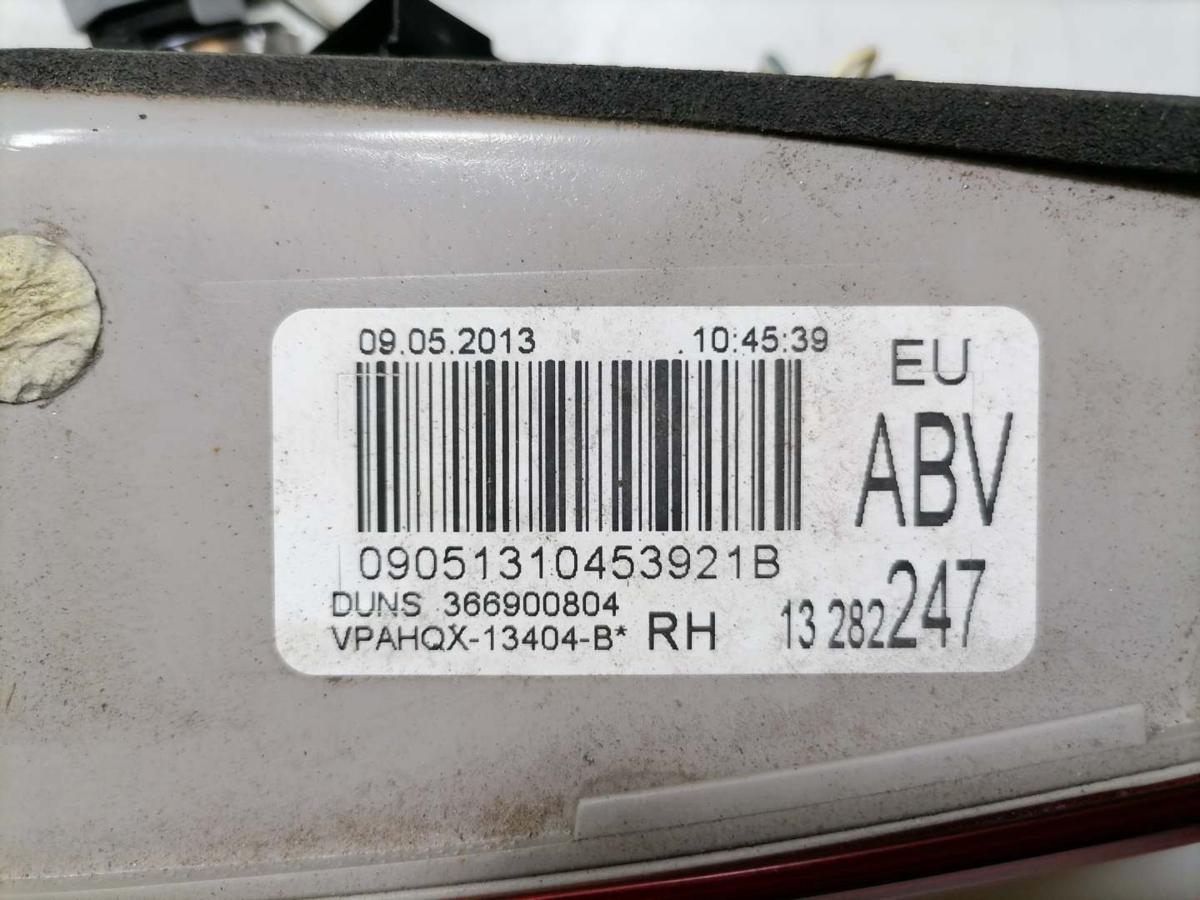 Opel Astra J original R&uuml;cklicht R&uuml;ckleuchte Schlussleuchte innen rechts Kombi Bj.2013